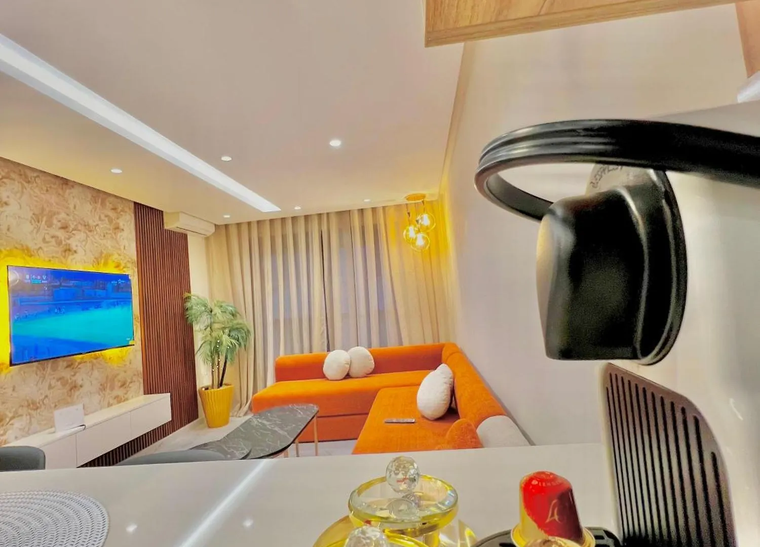 As140 Elegant Coeur De Casablanca Avec Wifi Parking Et Tramway Apartment