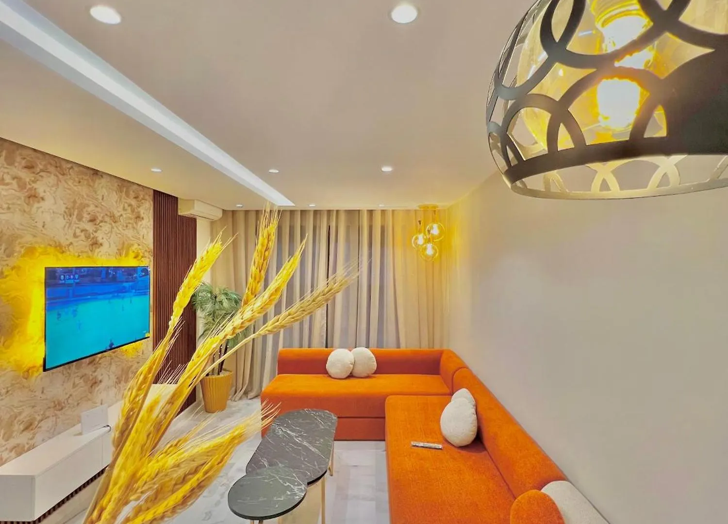 As140 Elegant Coeur De Casablanca Avec Wifi Parking Et Tramway Apartment 0*,  Morocco